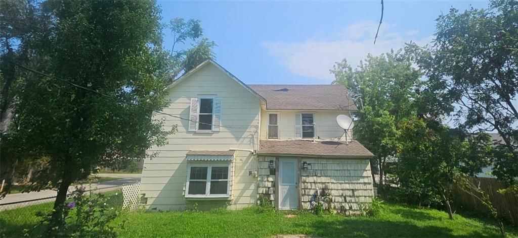 201 E Church Street — photo 3
