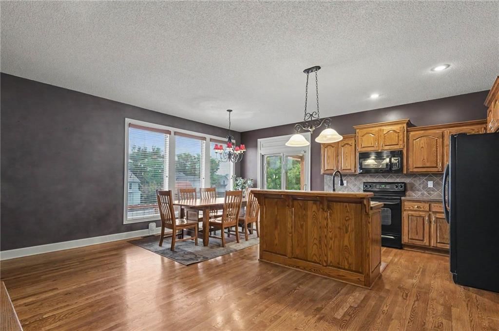 8438 Timber Ridge Street — photo 12