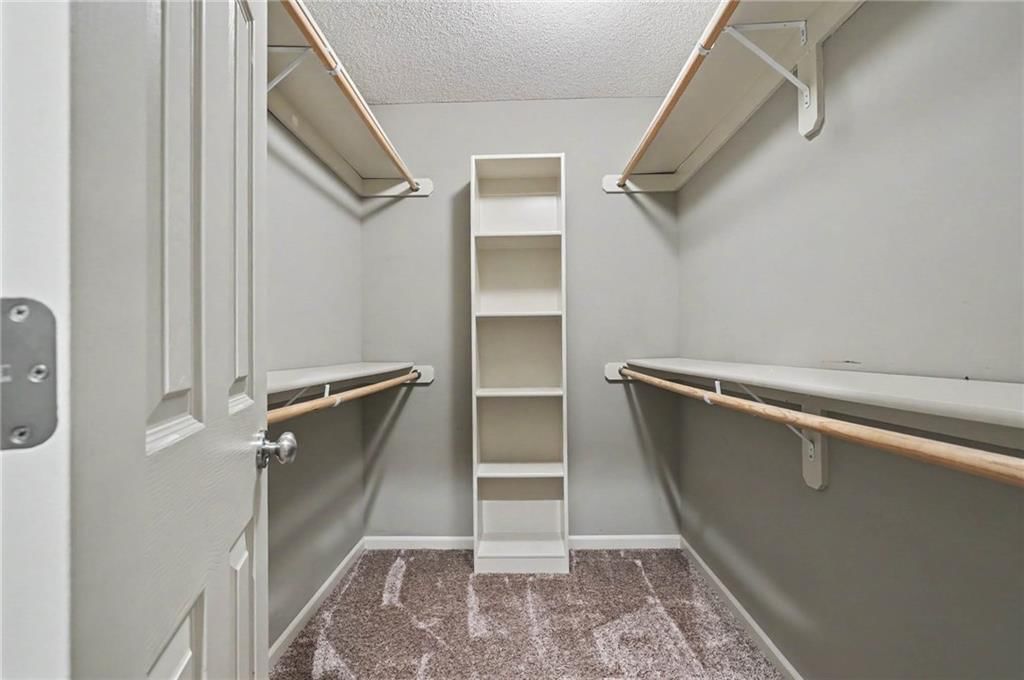 8438 Timber Ridge Street — photo 22