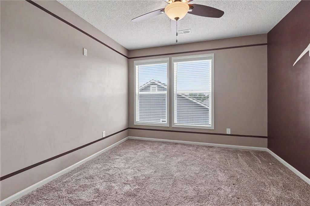 8438 Timber Ridge Street — photo 32