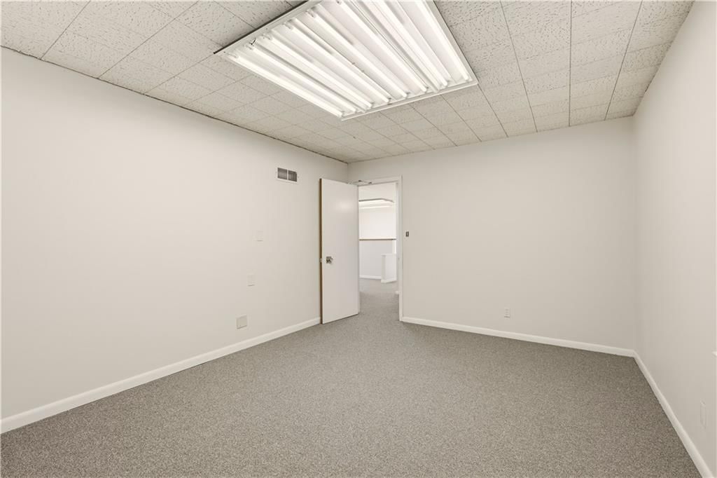 12505 Grandview Road — photo 19