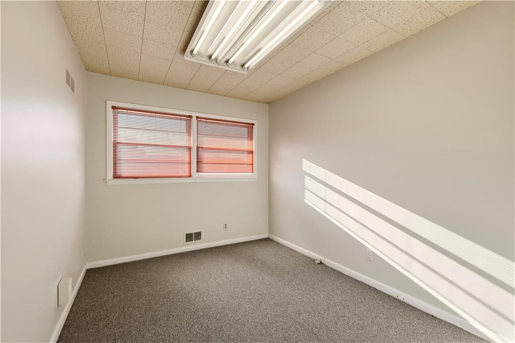 12505 Grandview Road — photo 20