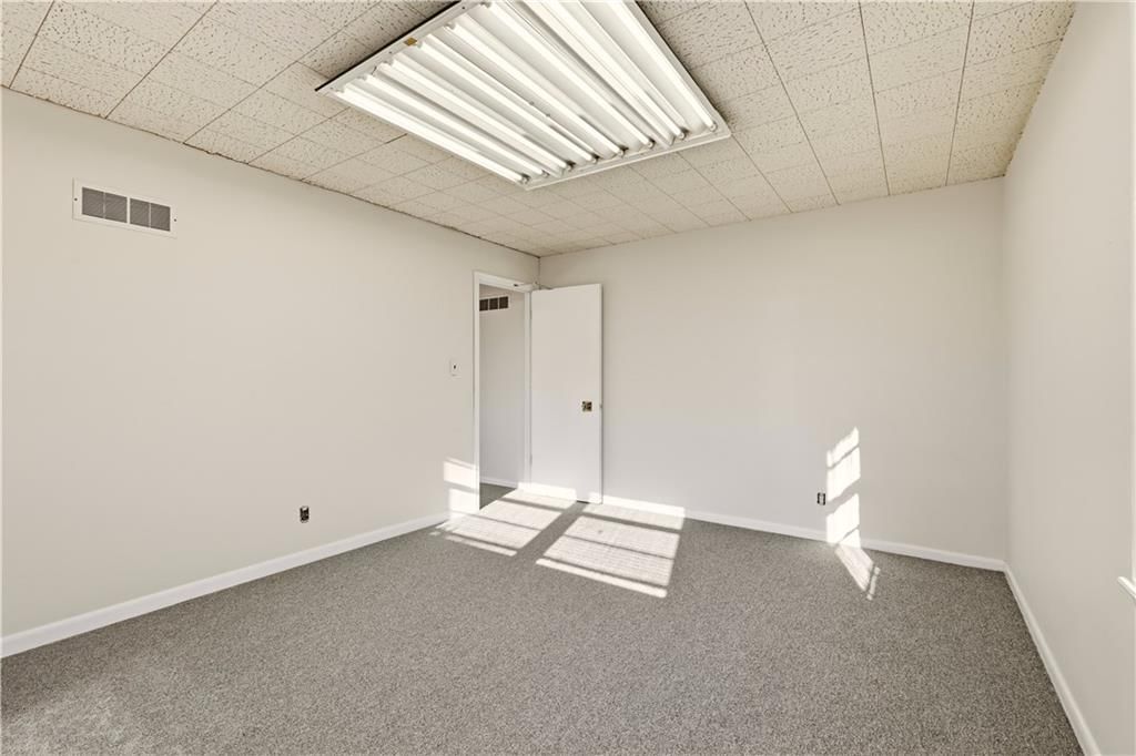 12505 Grandview Road — photo 27