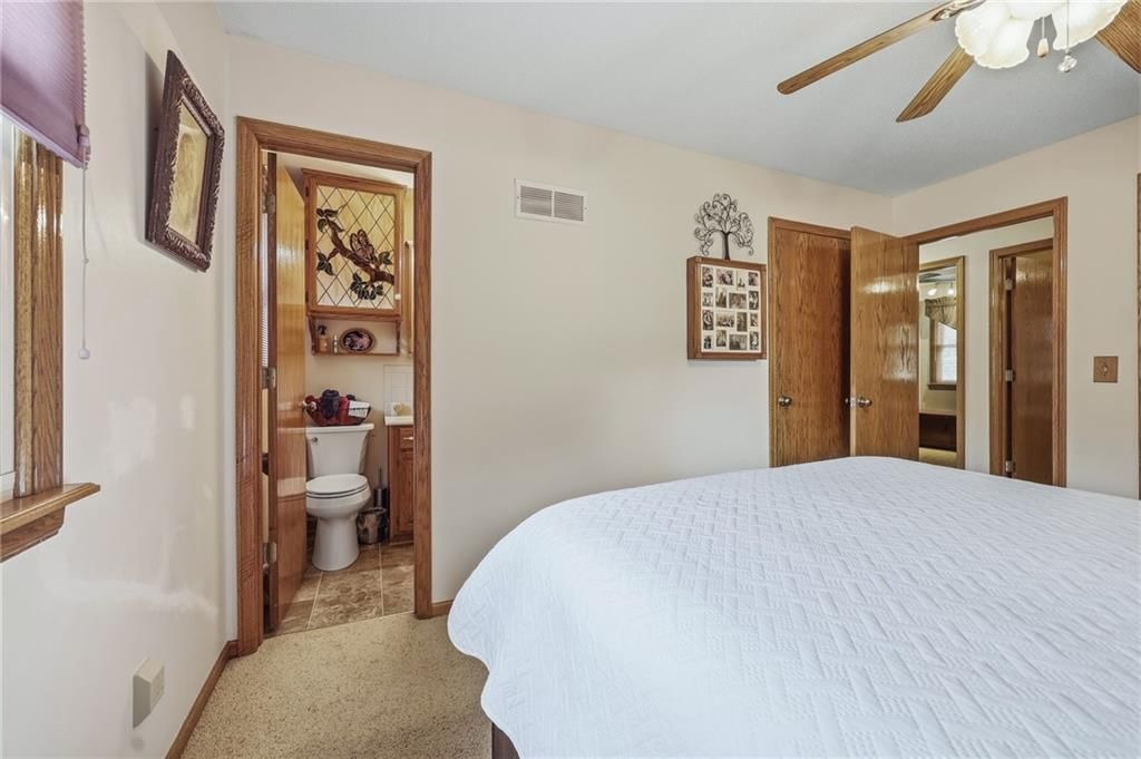 407 NE 113TH Street — photo 17