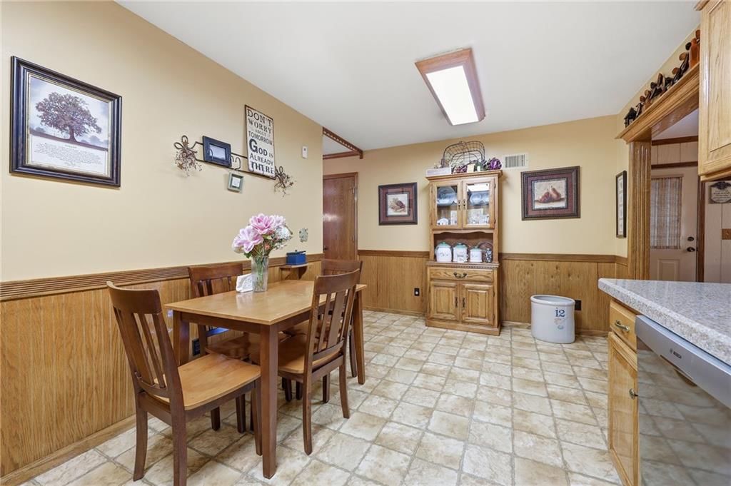 407 NE 113TH Street — photo 27