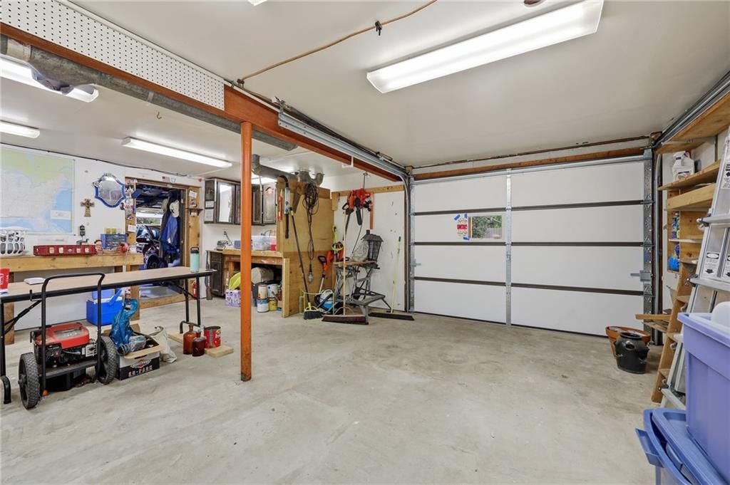 407 NE 113TH Street — photo 32