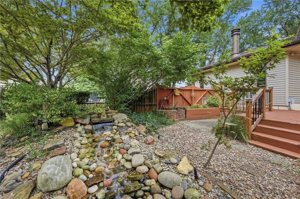 407 NE 113TH Street — photo 37