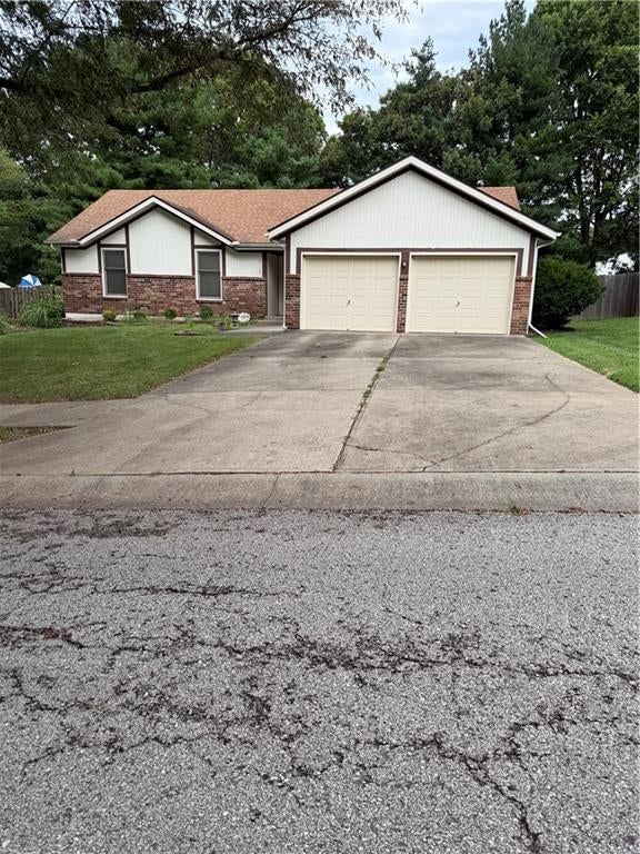 8520 N Campbell Street — photo 1