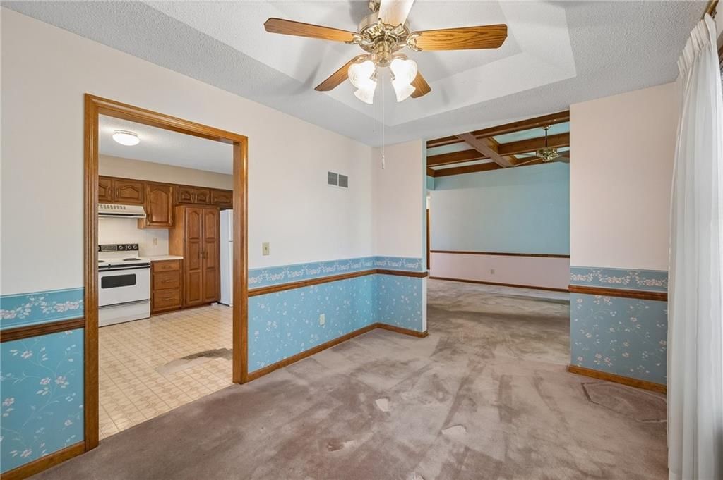 8520 N Campbell Street — photo 13