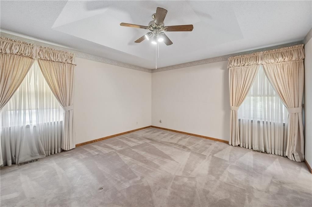 8520 N Campbell Street — photo 15