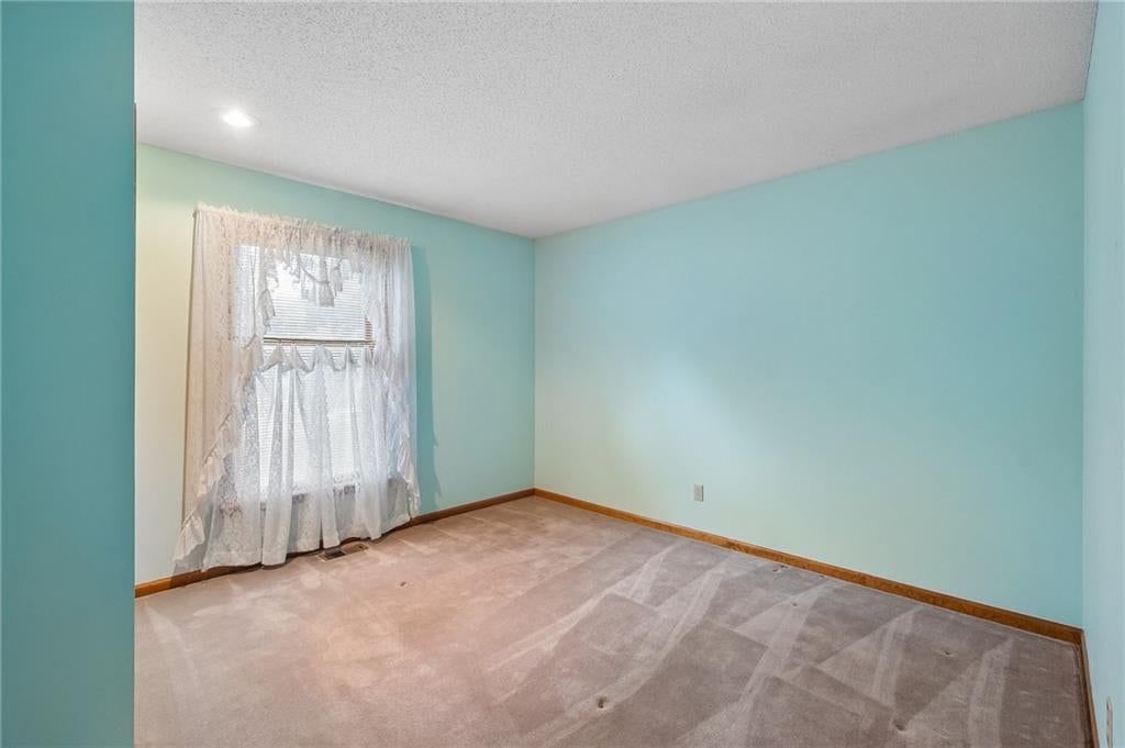 8520 N Campbell Street — photo 21