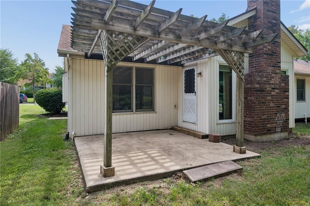 8520 N Campbell Street — photo 31