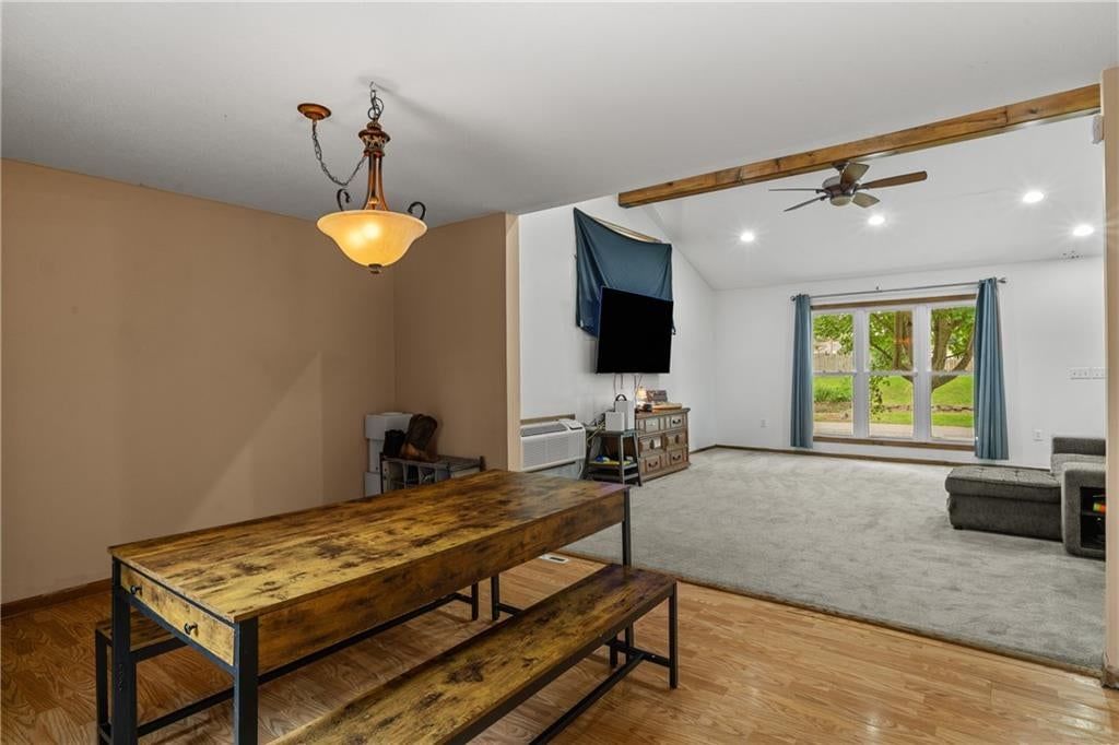 Photo 9 of 25 - 906 N 8th Street, Leavenworth, KS 66048