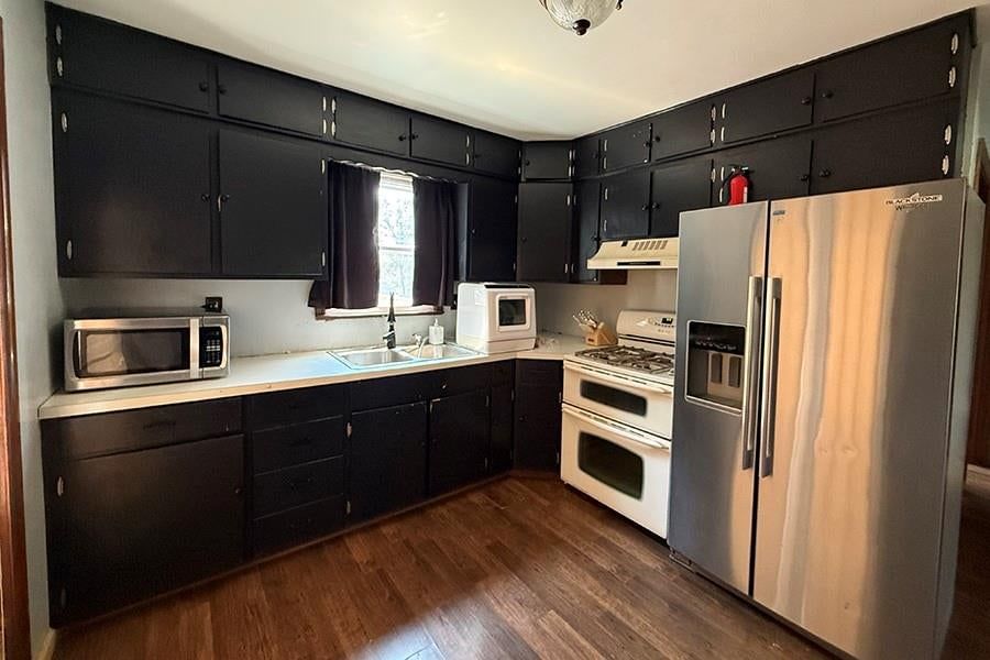 1115 Metropolitan Avenue — photo 11