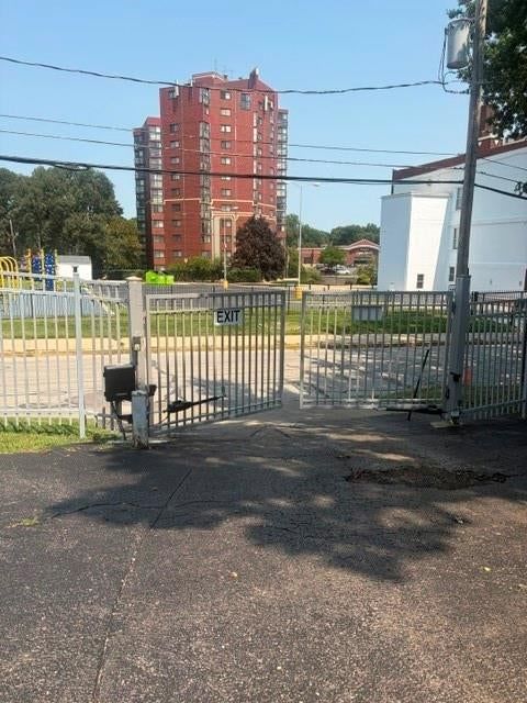 4203 Clark Avenue — photo 5