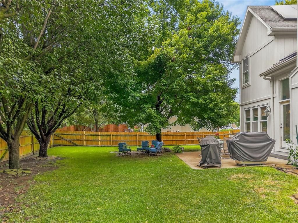8201 NW 80th Terrace — photo 38