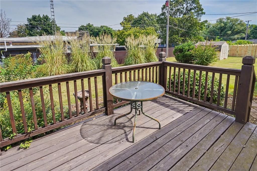 305 E Monroe Street — photo 8