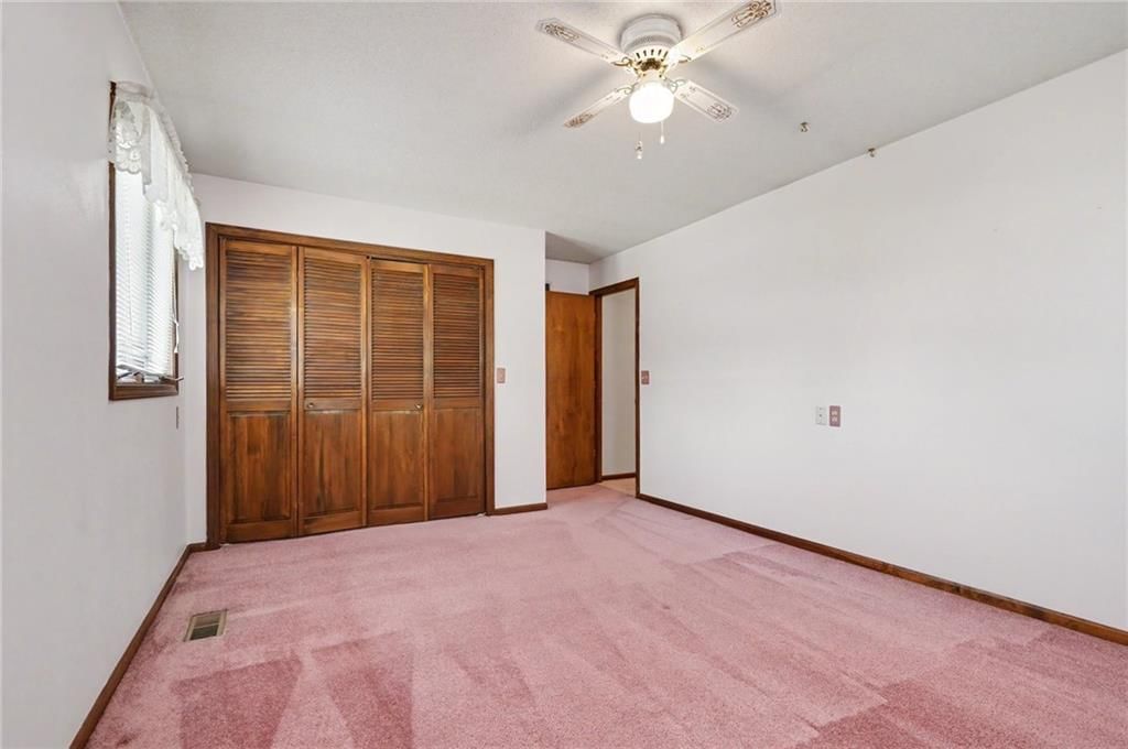305 E Monroe Street — photo 34