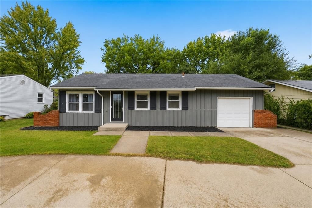 13700 E 39th Street S, Independence, MO