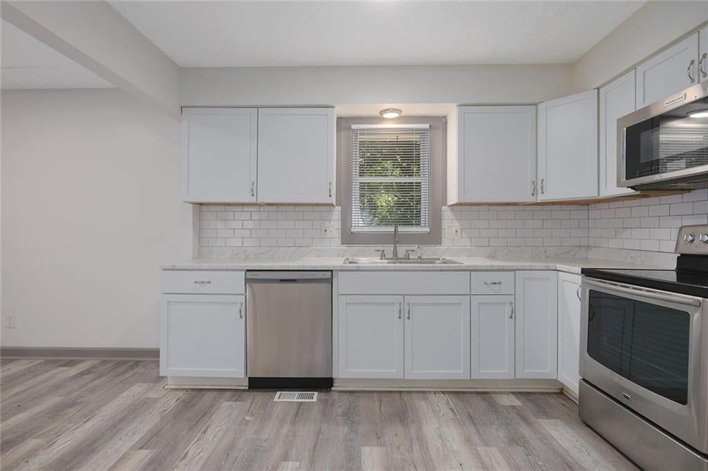 1610 N 59th Place — photo 7