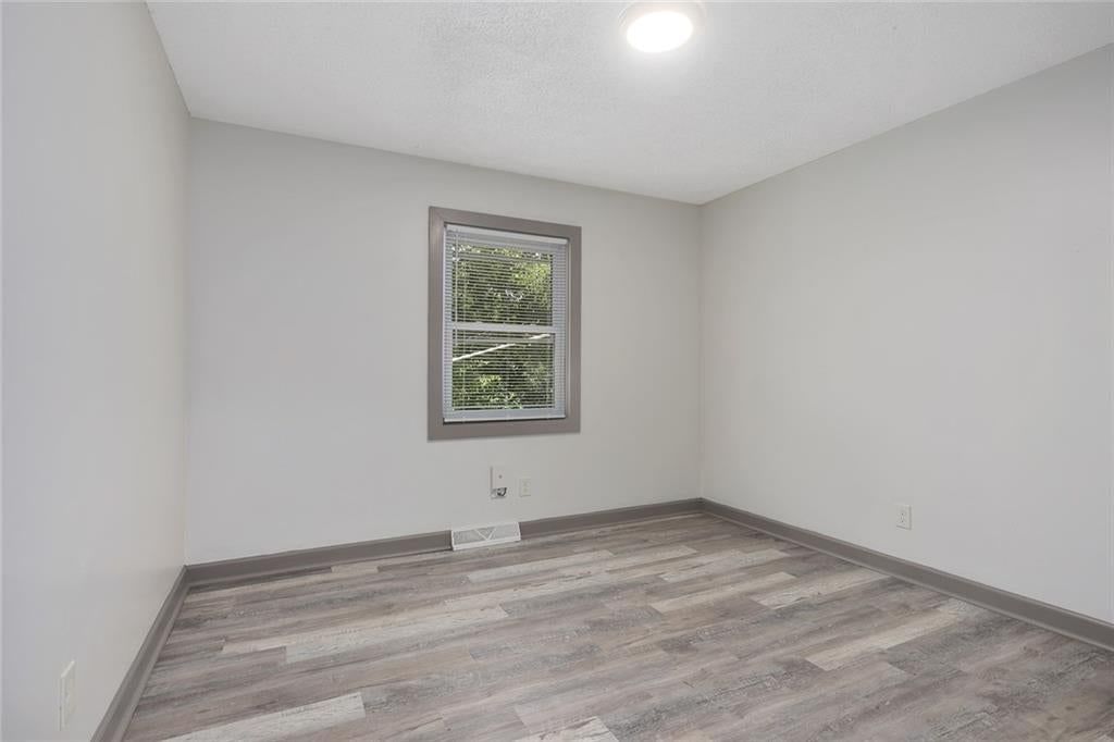 1610 N 59th Place — photo 14