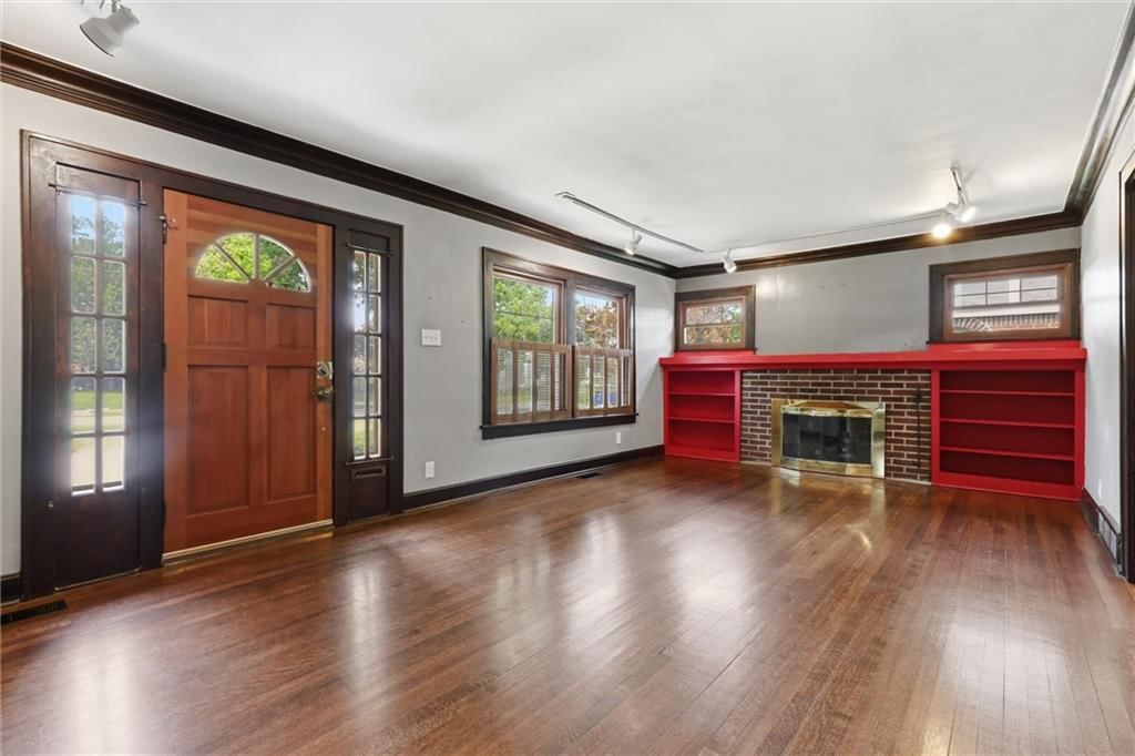 1315 W 50th Terrace — photo 7