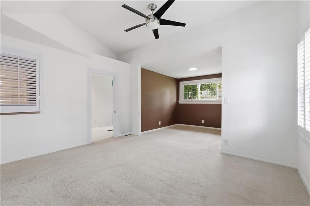 1315 W 50th Terrace — photo 28