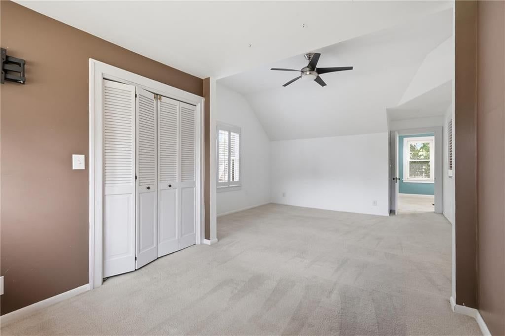 1315 W 50th Terrace — photo 29