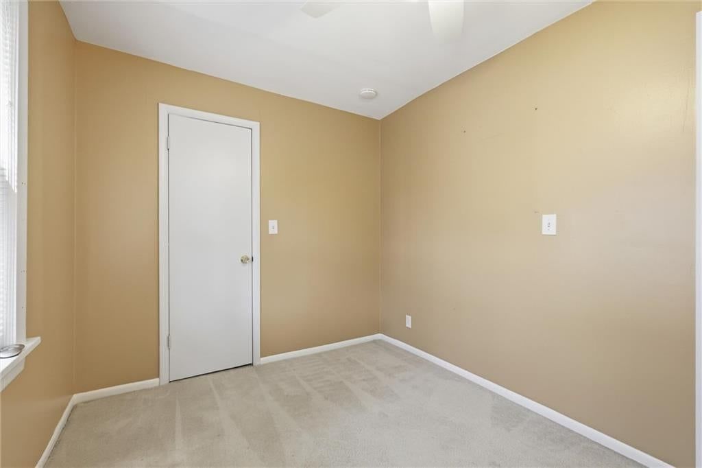 1315 W 50th Terrace — photo 31
