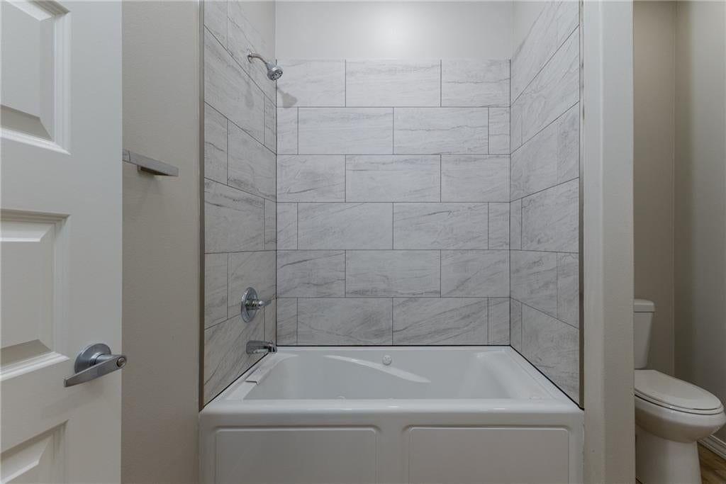 1501 Ashton Way — photo 9