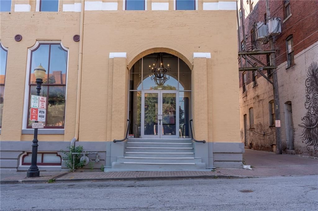 113 W 5th Street — photo 17
