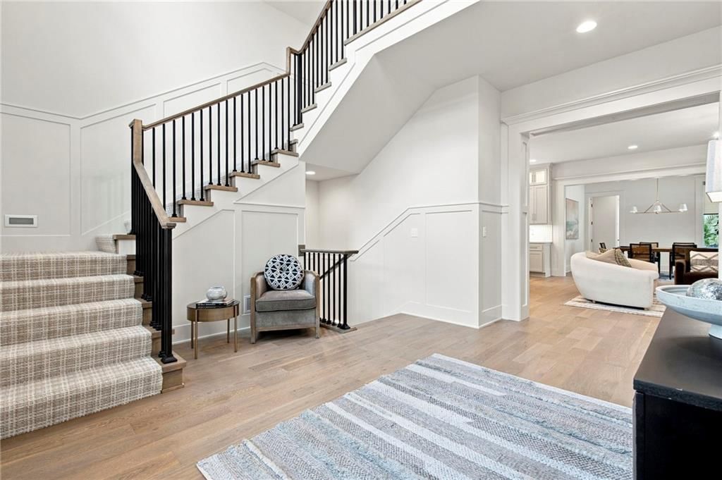 2907 W 72nd Terrace — photo 12