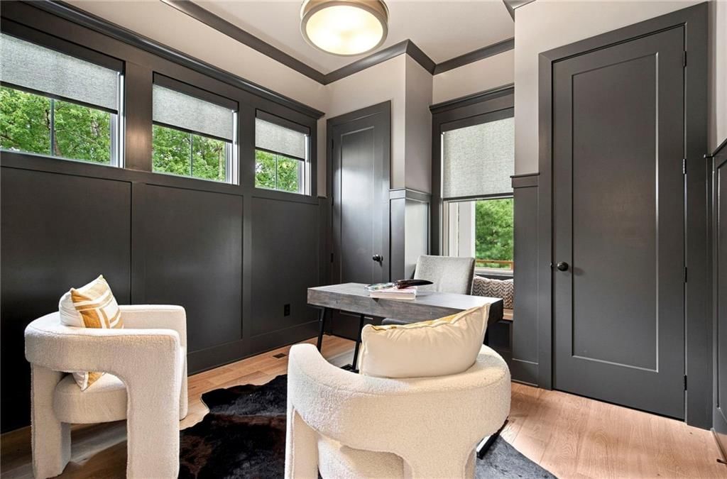 2907 W 72nd Terrace — photo 32