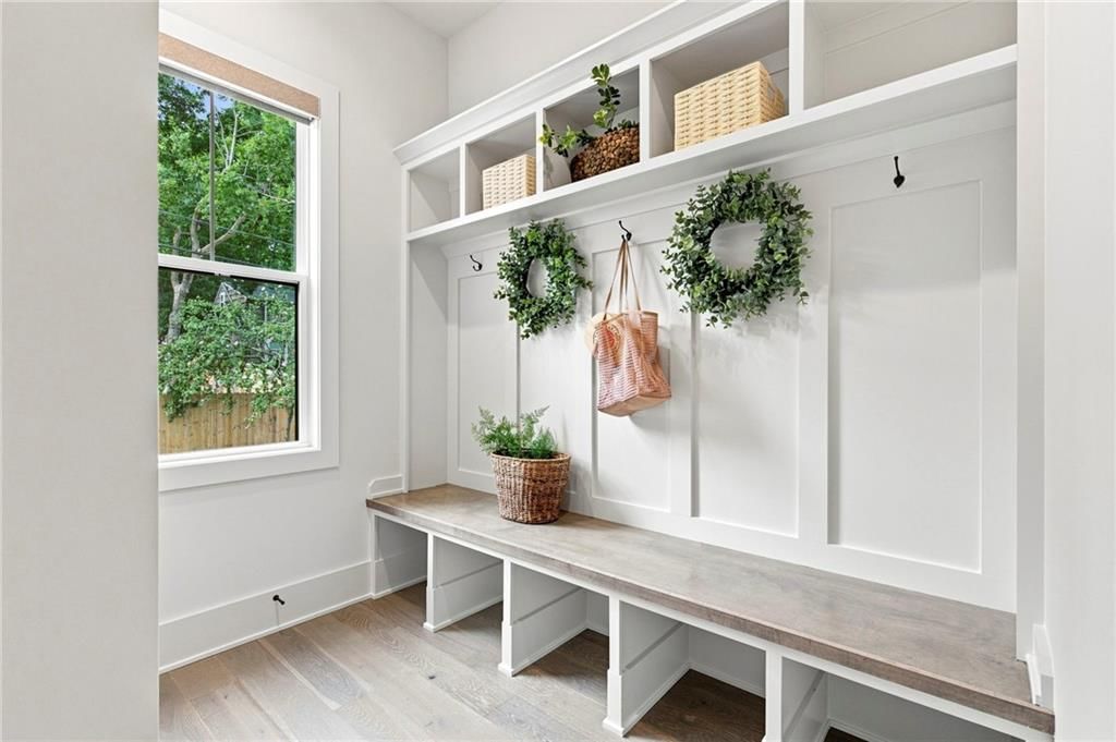 2907 W 72nd Terrace — photo 35