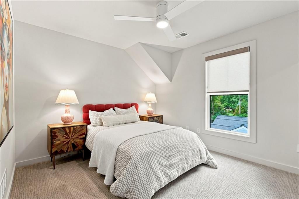 2907 W 72nd Terrace — photo 48