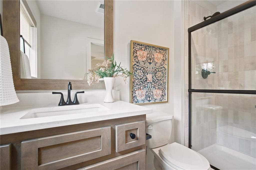 2907 W 72nd Terrace — photo 50
