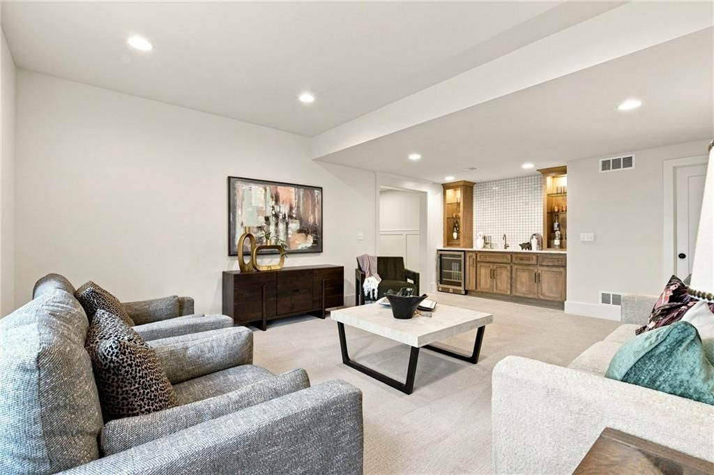 2907 W 72nd Terrace — photo 58