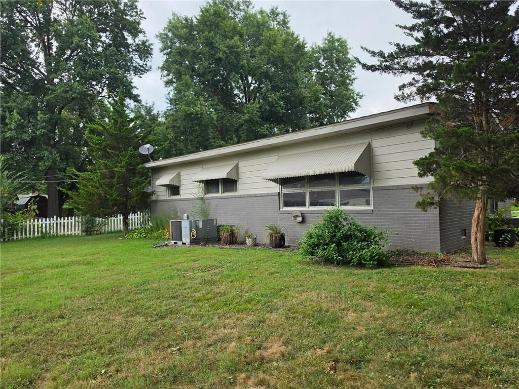 504 Utah Avenue — photo 9