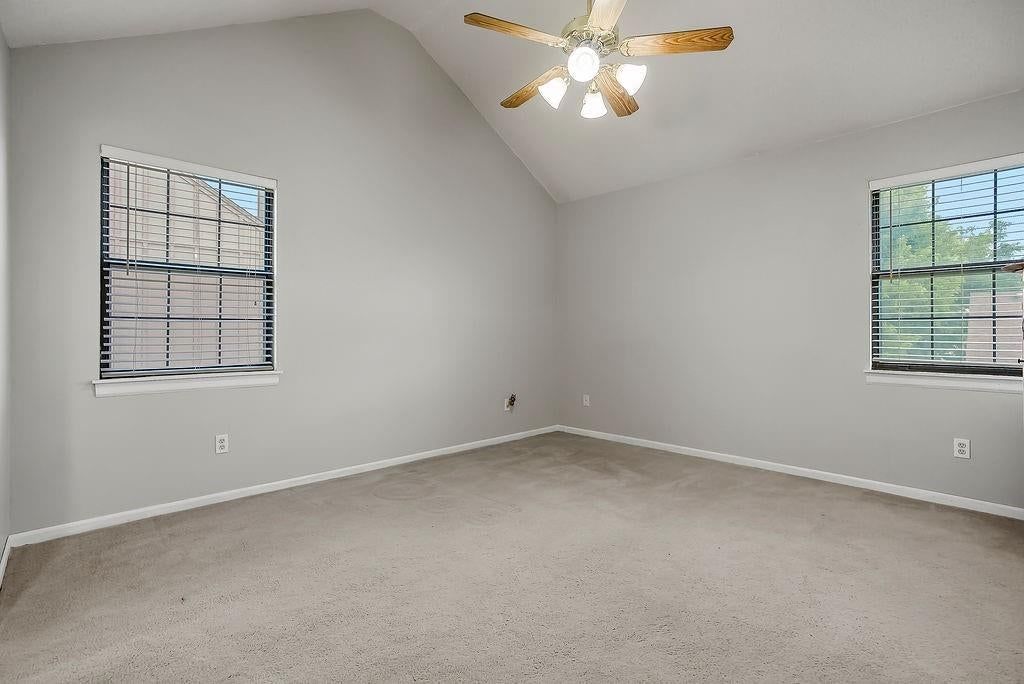 404 NE 6TH Street — photo 16