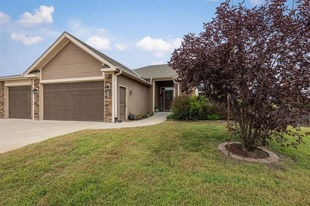 200 Rock Creek Terrace — photo 5