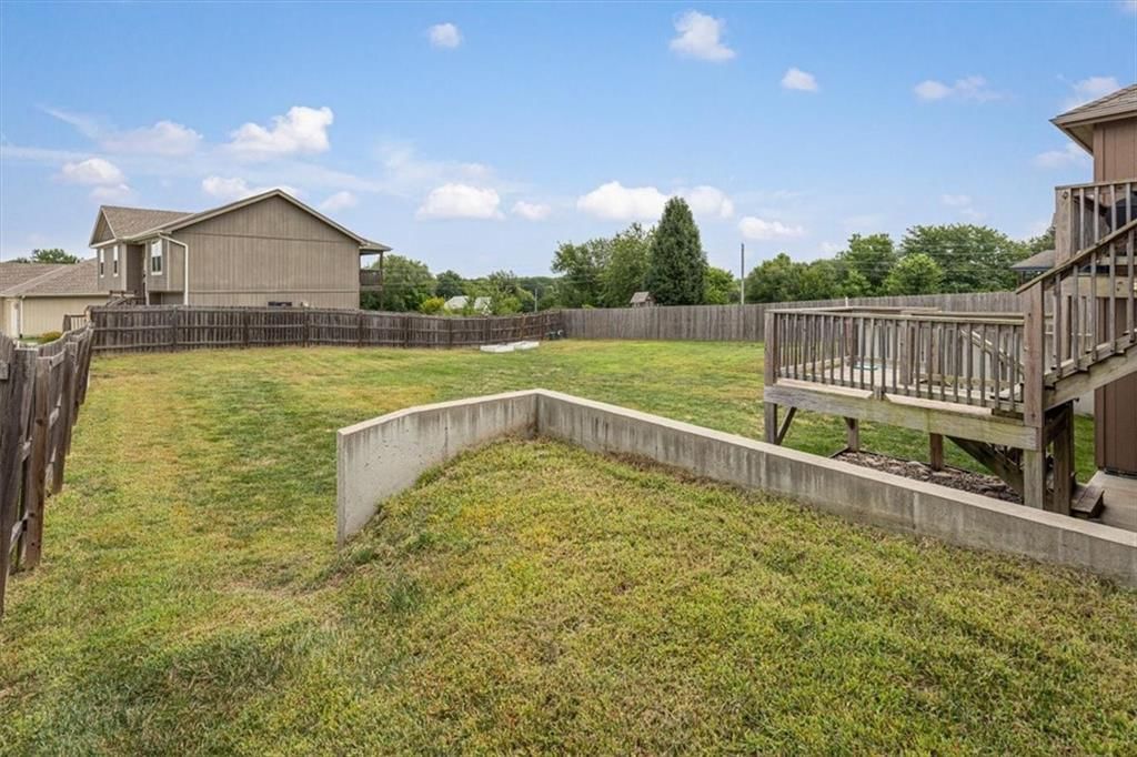 200 Rock Creek Terrace — photo 9