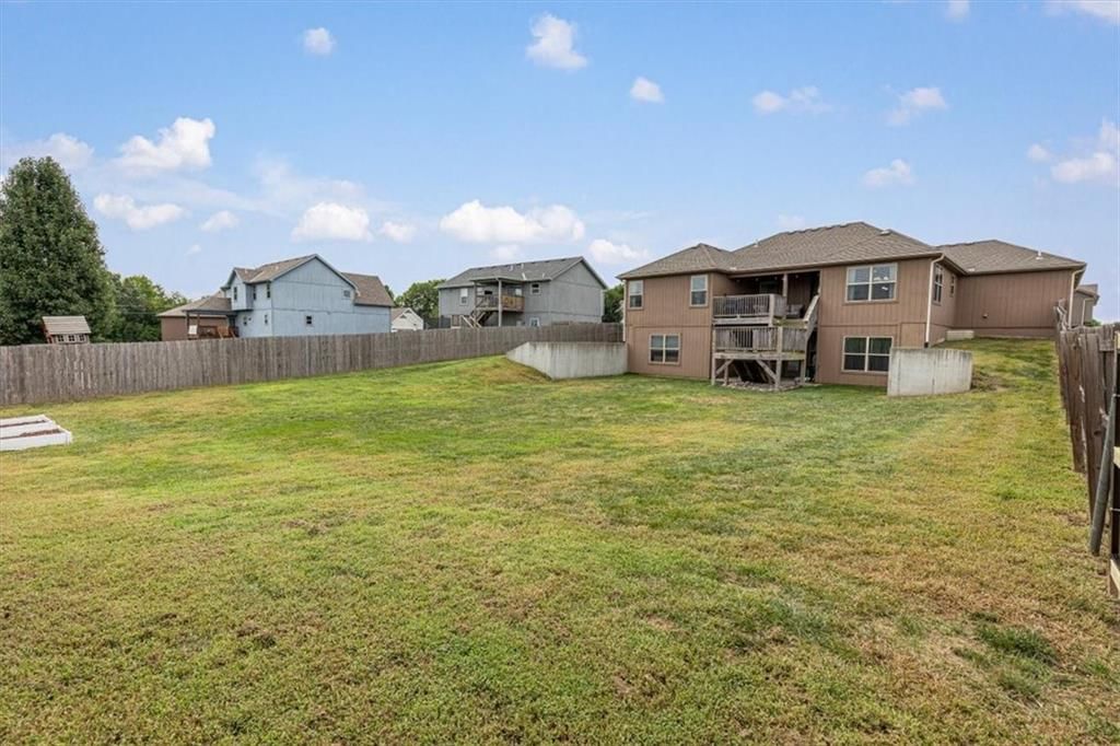200 Rock Creek Terrace — photo 10