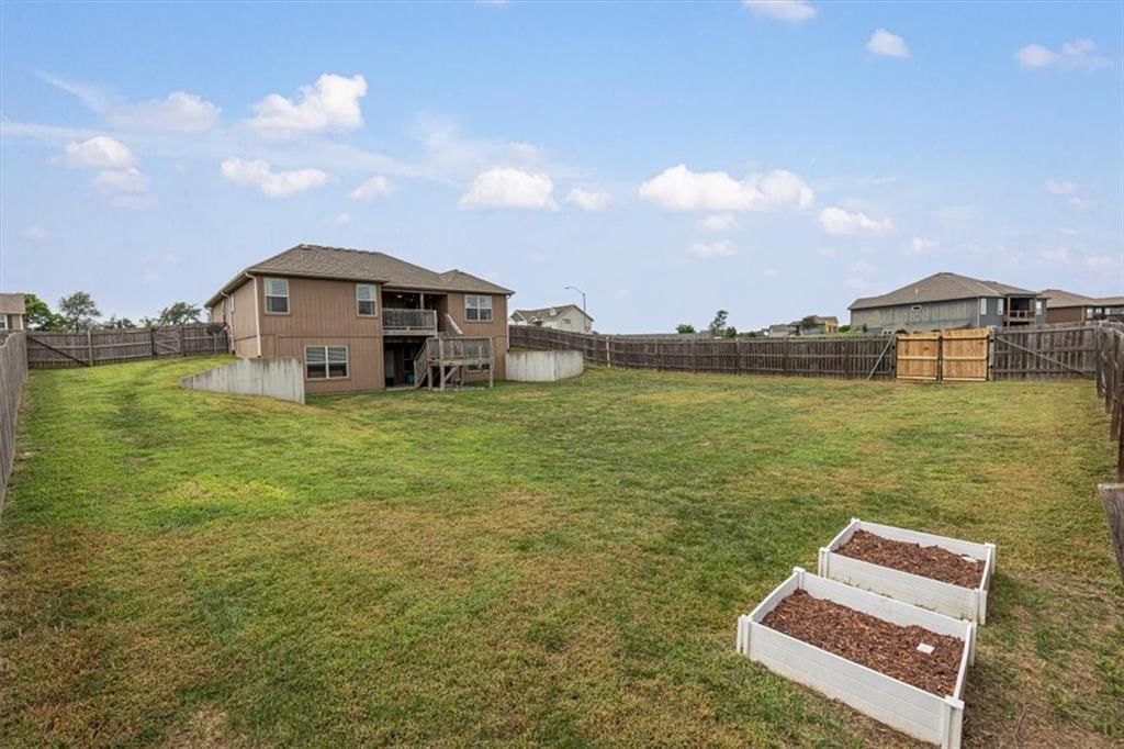 200 Rock Creek Terrace — photo 12
