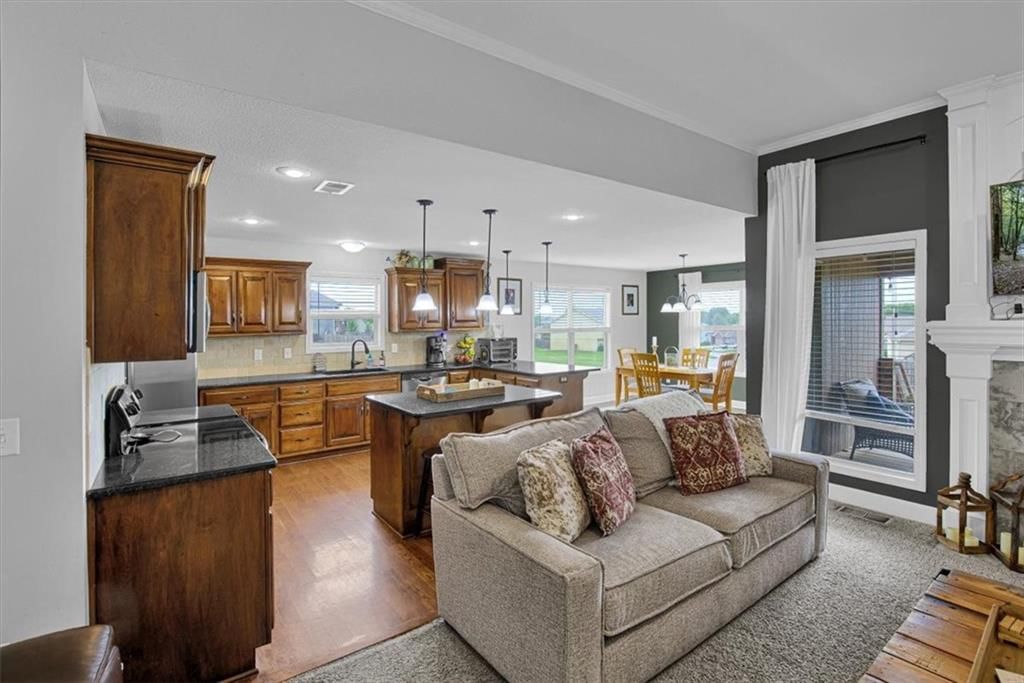 200 Rock Creek Terrace — photo 25