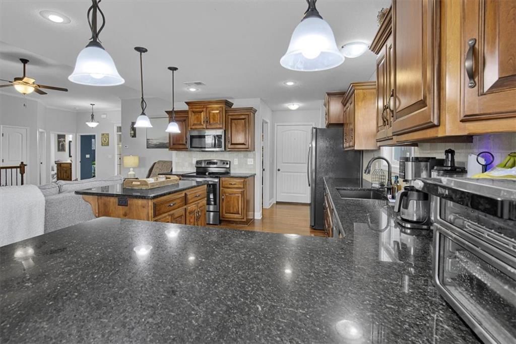200 Rock Creek Terrace — photo 28