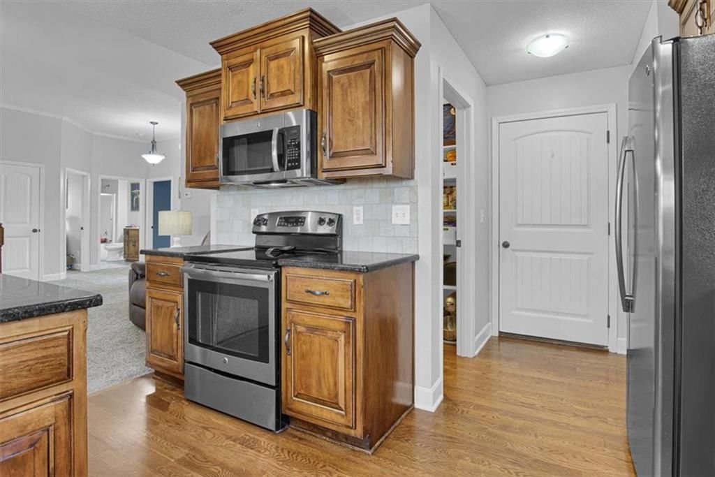 200 Rock Creek Terrace — photo 31