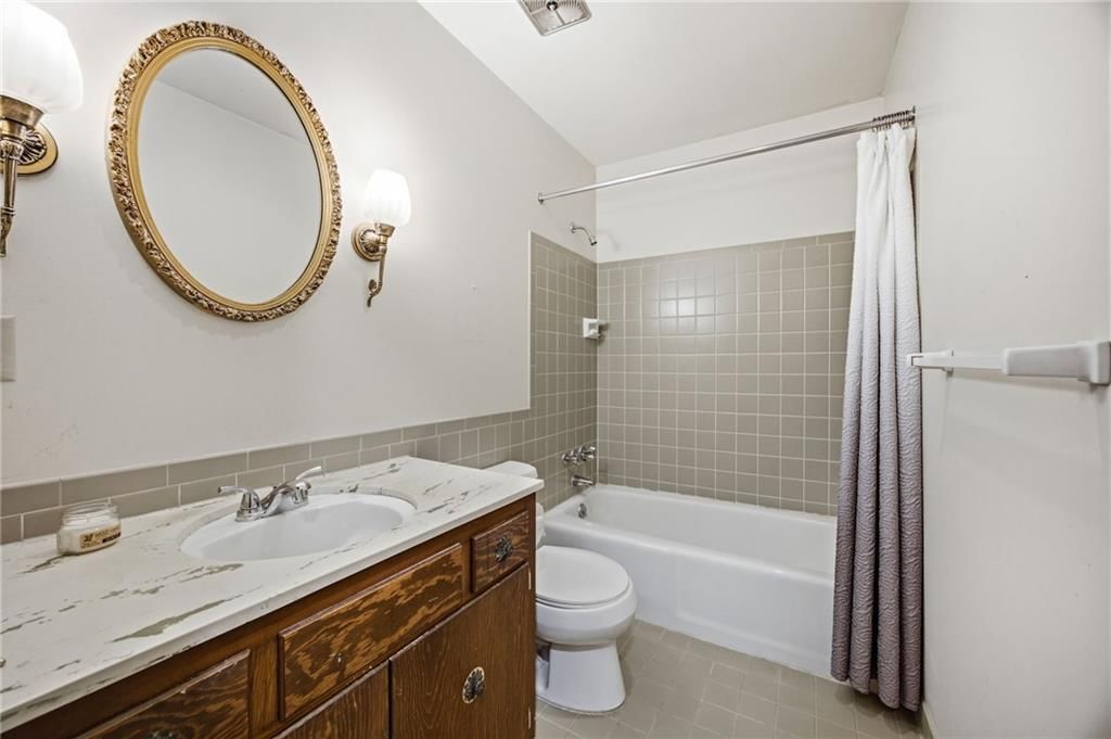 441 W 104th Street — photo 16