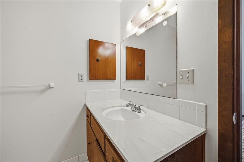 441 W 104th Street — photo 21