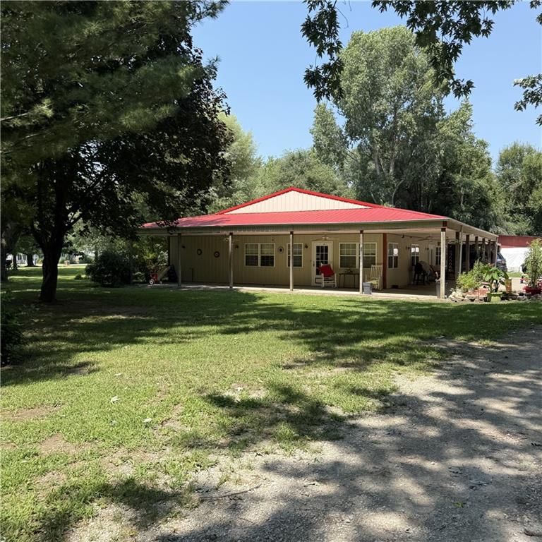 1215 Parker Road — photo 1