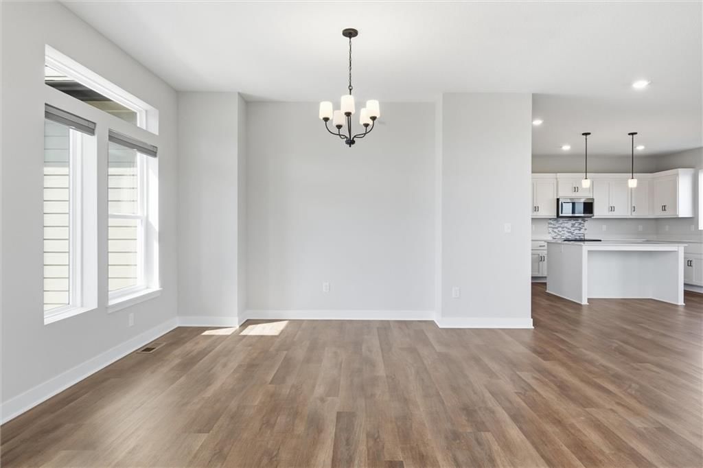 413 Woodview Drive — photo 7